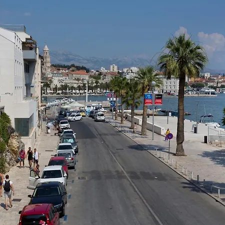 דירה Toni Delux *