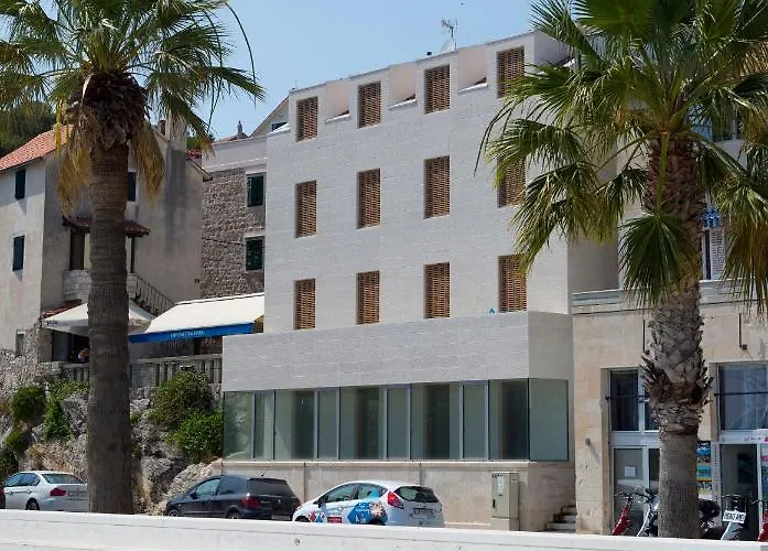 Apartment Toni Delux *