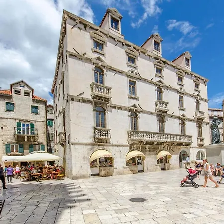 Toni Delux Apartment Split