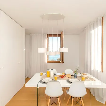 Toni Delux Apartmán *